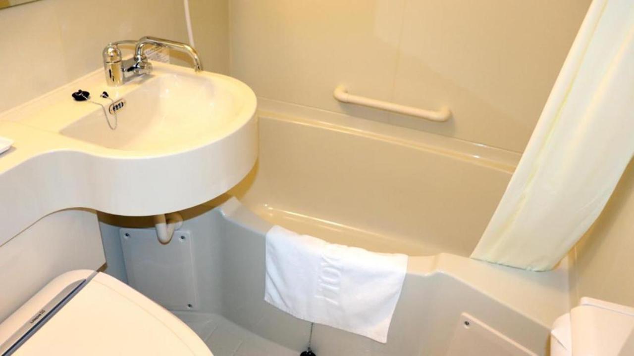 Toyoko Inn Chiba Minato Ekimae Kültér fotó