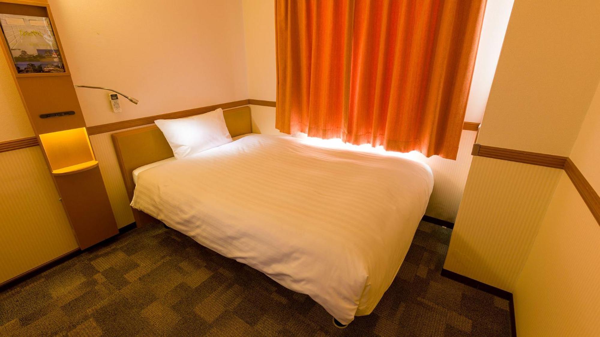 Toyoko Inn Chiba Minato Ekimae Szoba fotó