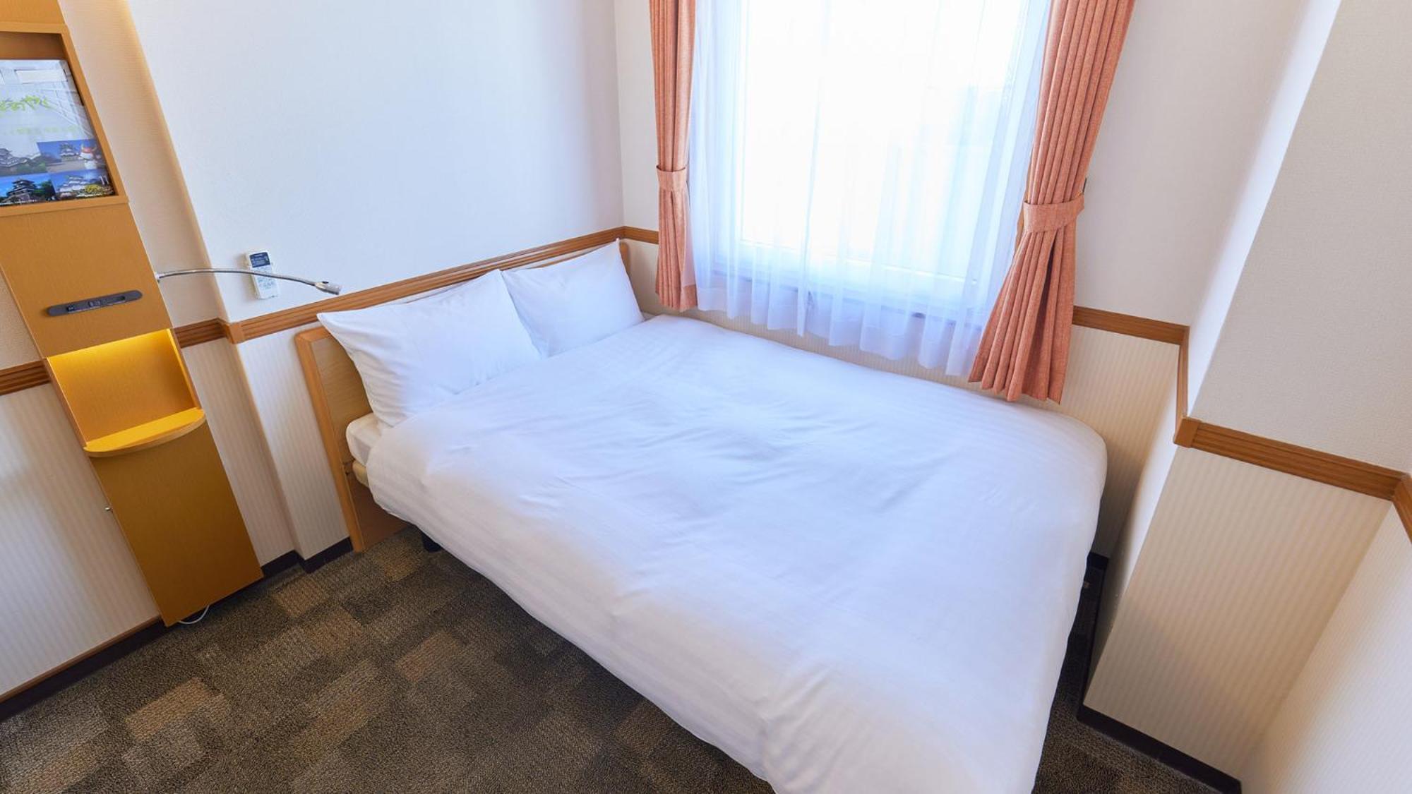 Toyoko Inn Chiba Minato Ekimae Szoba fotó