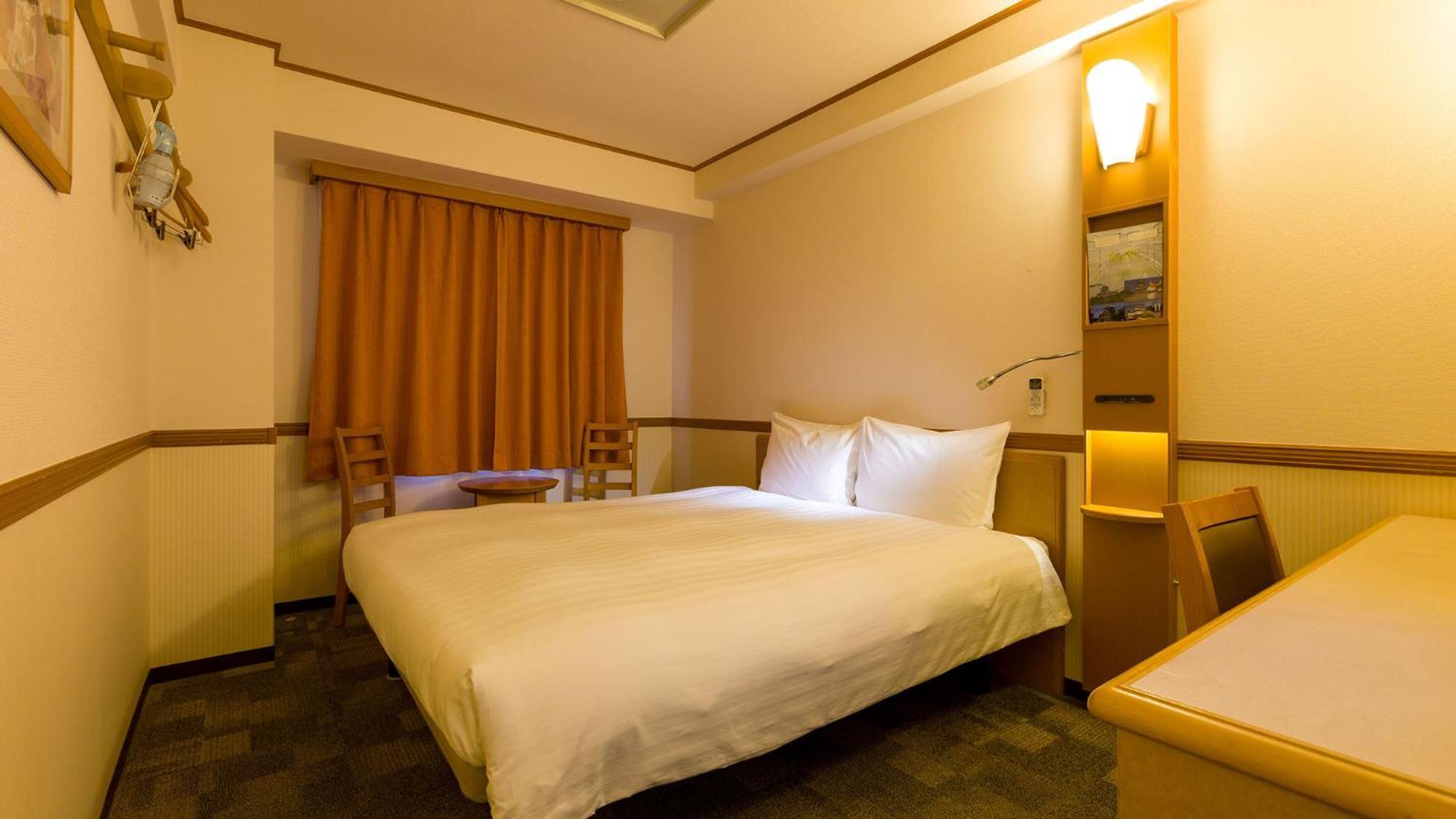 Toyoko Inn Chiba Minato Ekimae Szoba fotó