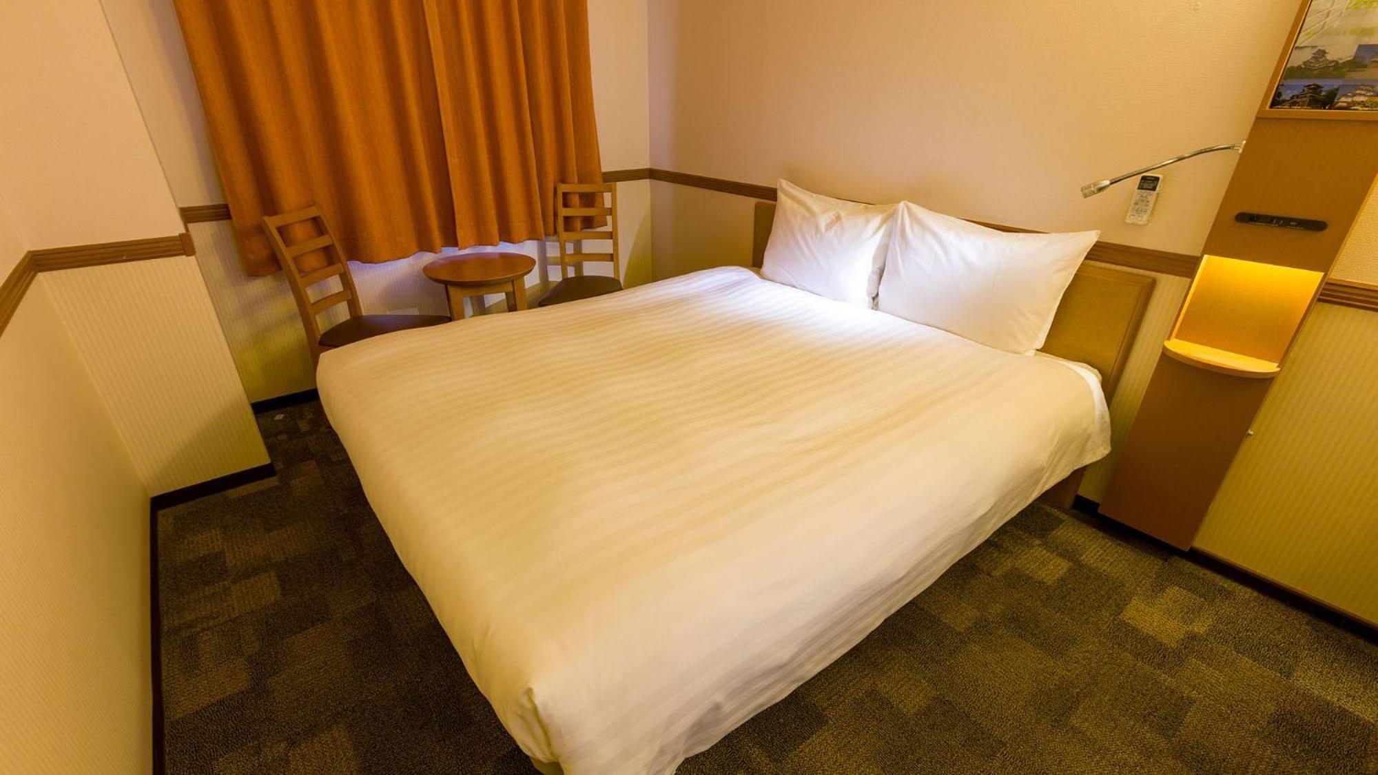 Toyoko Inn Chiba Minato Ekimae Szoba fotó